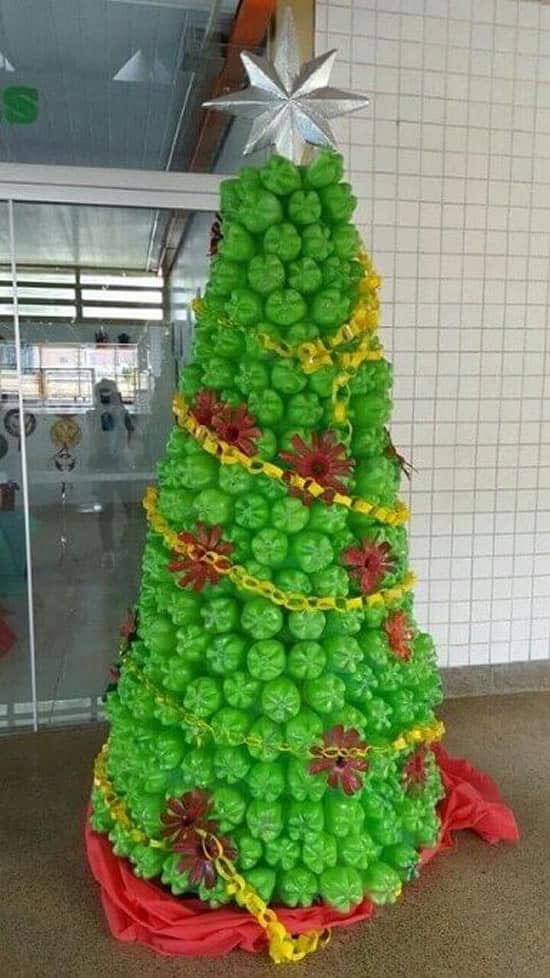 Árvore De Natal De Garrafa PET- Ideias Criativas