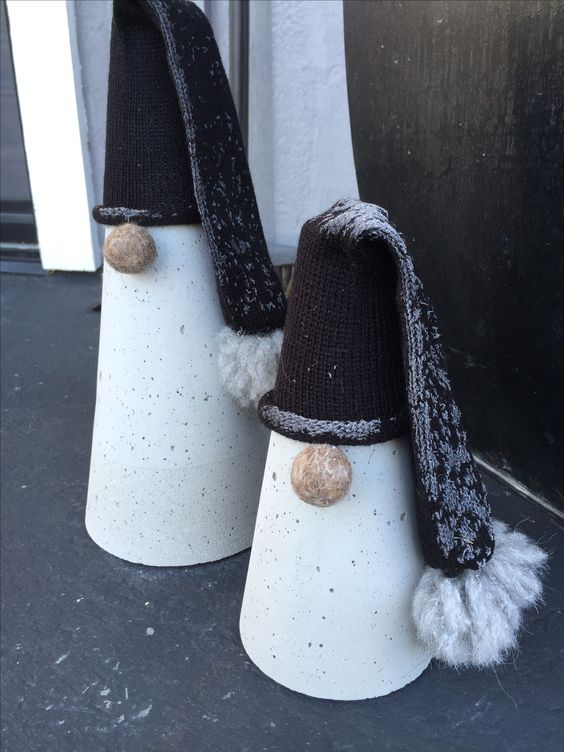 decoracao criativa de natal com cones de cimento 8