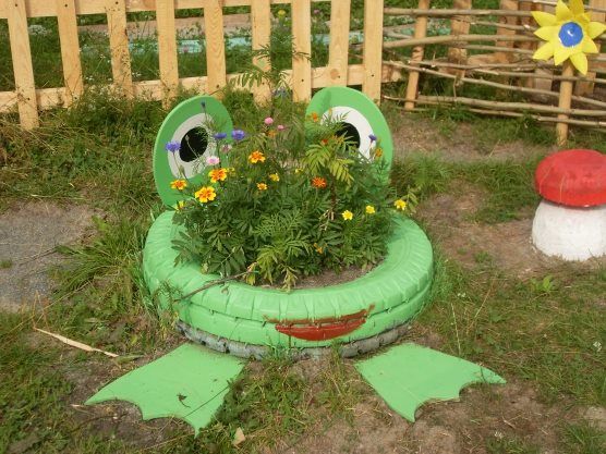decoracao de jardim com ras feitas com pneus 9