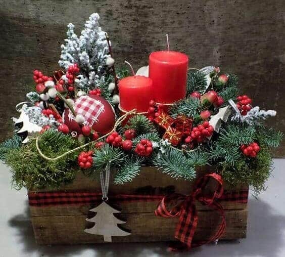 decoracao de natal feita com caixotes de madeira 8
