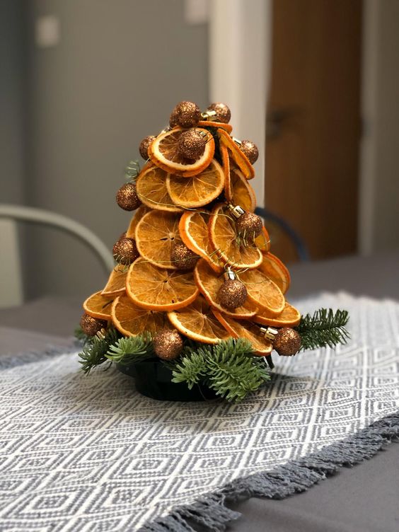 decoracao de natal feita com laranjas secas 3