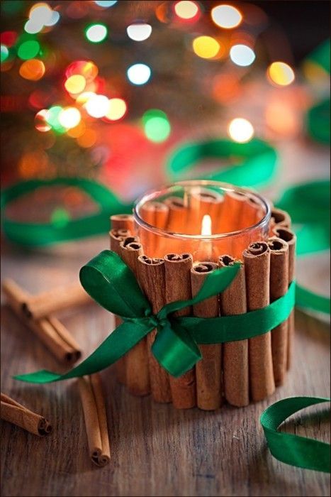 decoracao de natal feita com paus de canela velas 1