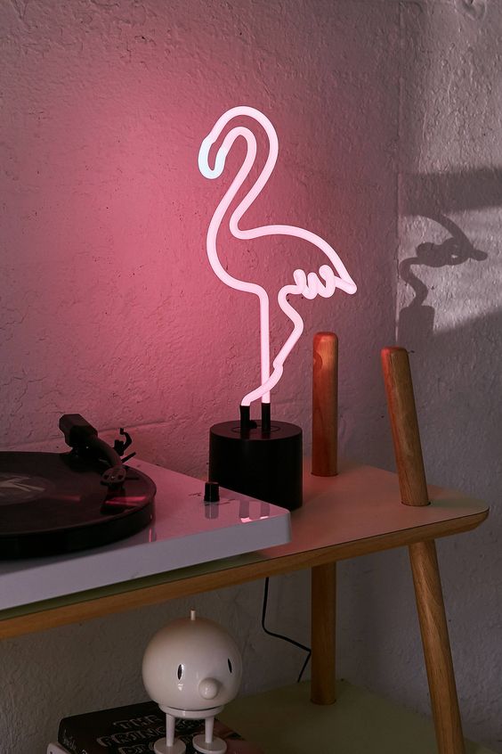 decoracao letreiro flamingo
