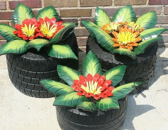 floreiras de flores feitas com pneus 2